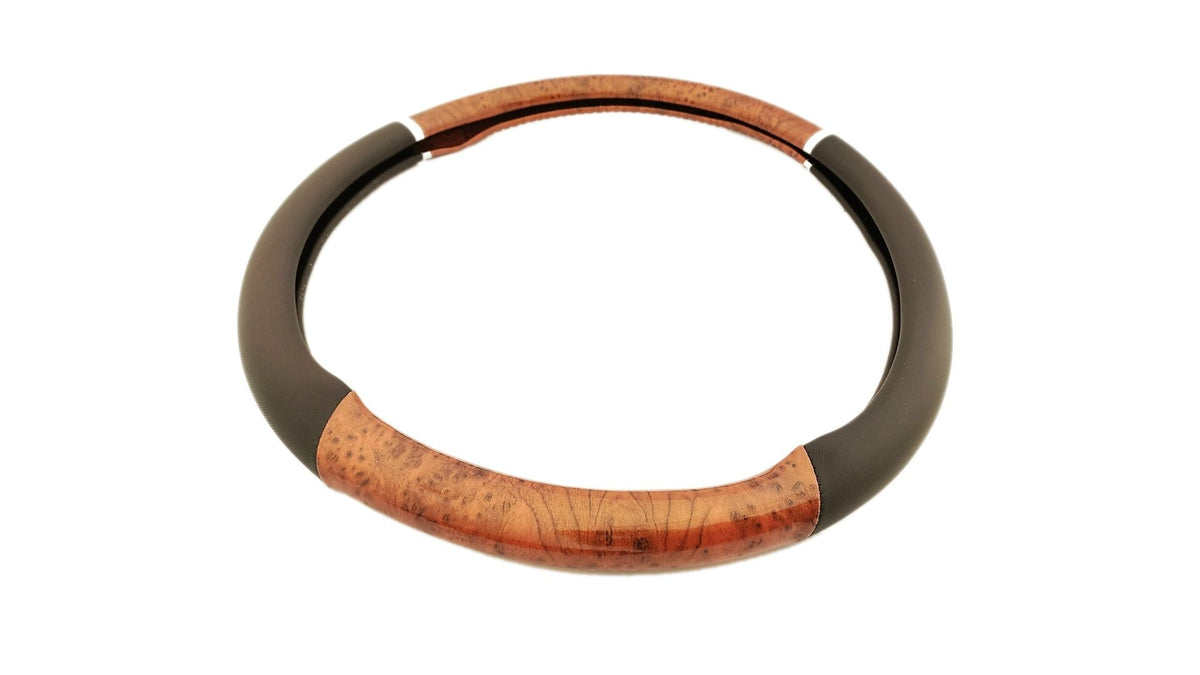 Apărătoare de volan 44-46 cm cu model de lemn 